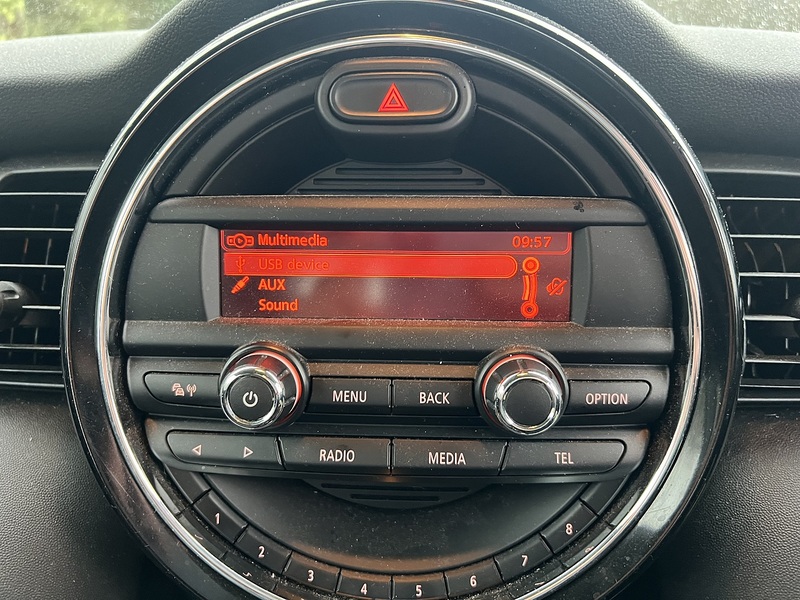 MINI Hatch 1.5 Cooper Hatchback 5dr Petrol Manual Euro 6 (s/s) (136 ps) - U10481
