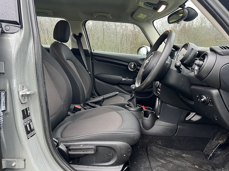 MINI Hatch 1.5 Cooper Hatchback 5dr Petrol Manual Euro 6 (s/s) (136 ps) - U10481
