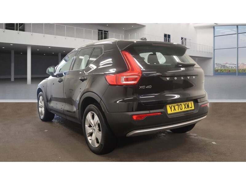 Volvo XC40 2.0 D3 Momentum SUV 5dr Diesel Manual Euro 6 (s/s) (150 ps) - U10492