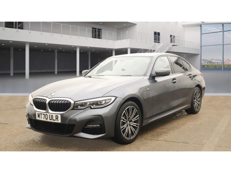BMW 3 Series 2.0 330e 12kWh M Sport Saloon 4dr Petrol Plug-in Hybrid Auto Euro 6 (s/s) (292 ps) - U10494