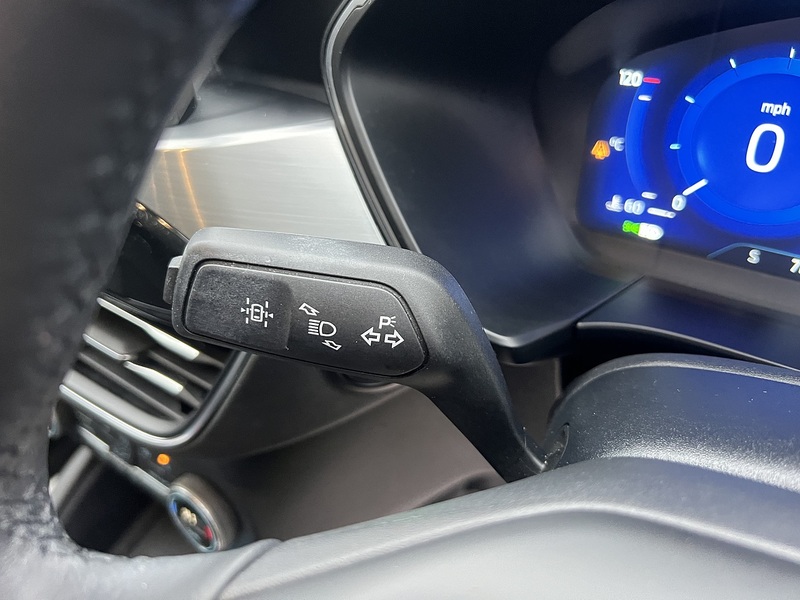 Ford Kuga 1.5 EcoBlue Titanium Edition SUV 5dr Diesel Auto Euro 6 (s/s) (120 ps) - U10497