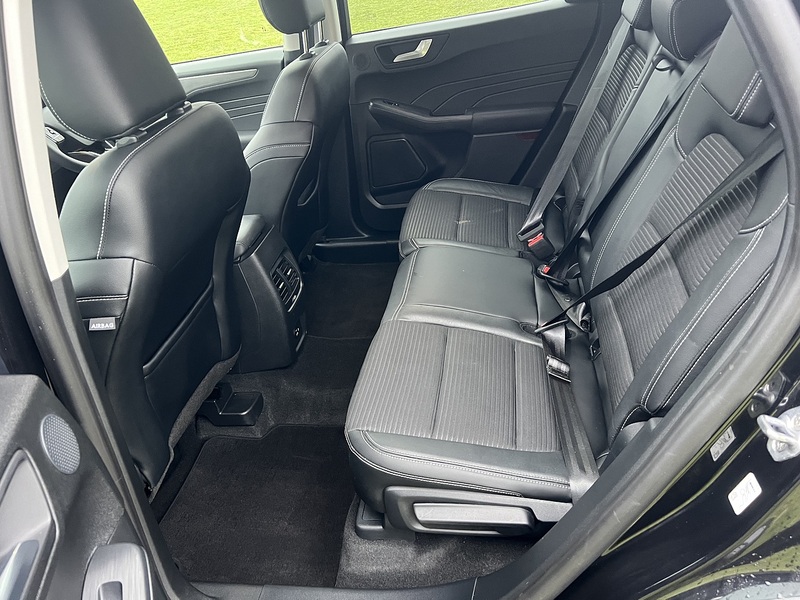 Ford Kuga 1.5 EcoBlue Titanium Edition SUV 5dr Diesel Auto Euro 6 (s/s) (120 ps) - U10497