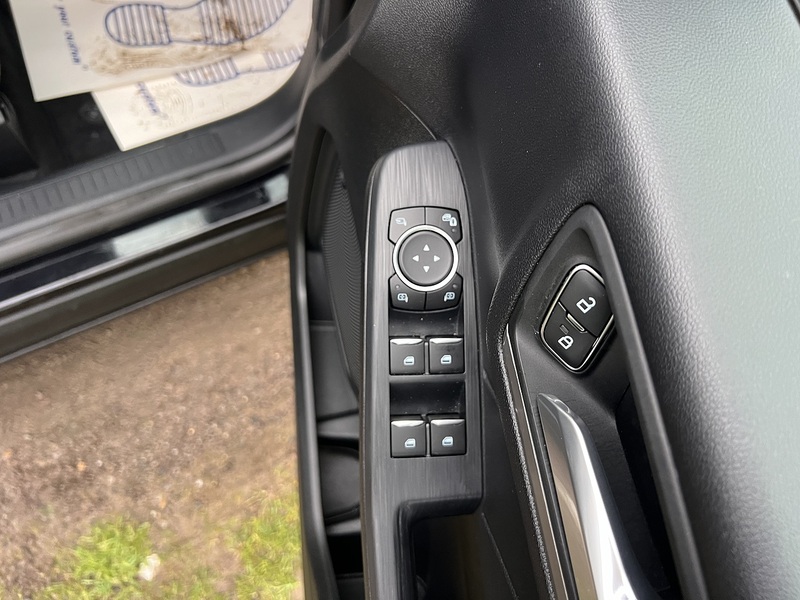 Ford Kuga 1.5 EcoBlue Titanium Edition SUV 5dr Diesel Auto Euro 6 (s/s) (120 ps) - U10497