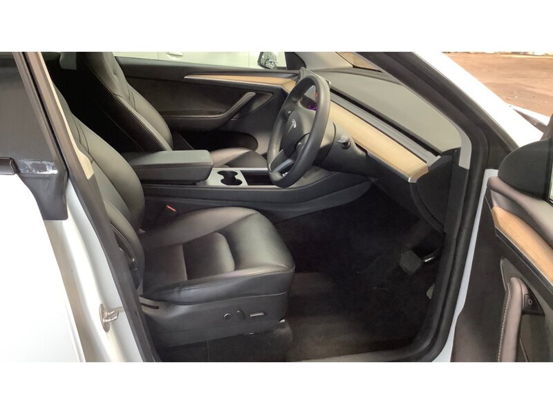 Tesla Model Y (Dual Motor) Long Range SUV 5dr Electric Auto 4WDE (384 bhp) - U10516