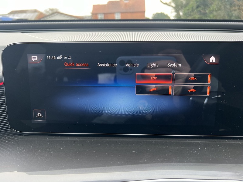 Mercedes-Benz EQC EQC 400 80kWh AMG Line (Premium) SUV 5dr Electric Auto 4MATIC (408 ps) - U10518