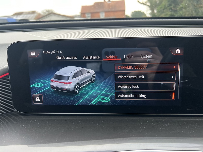 Mercedes-Benz EQC EQC 400 80kWh AMG Line (Premium) SUV 5dr Electric Auto 4MATIC (408 ps) - U10518