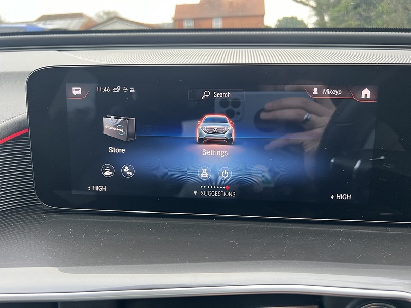 Mercedes-Benz EQC EQC 400 80kWh AMG Line (Premium) SUV 5dr Electric Auto 4MATIC (408 ps) - U10518