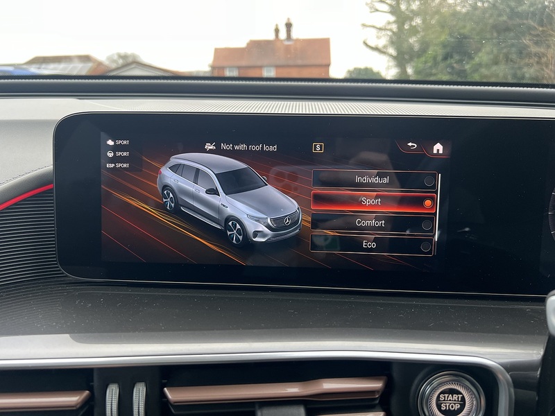 Mercedes-Benz EQC EQC 400 80kWh AMG Line (Premium) SUV 5dr Electric Auto 4MATIC (408 ps) - U10518