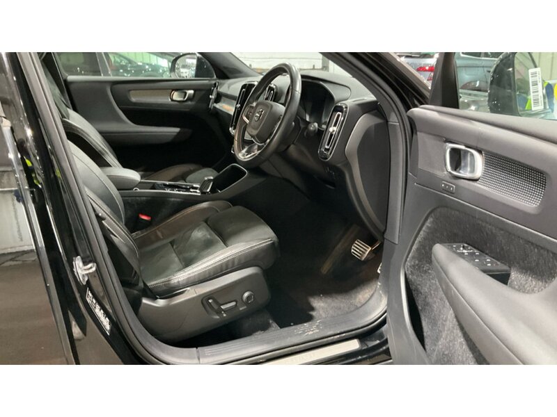 Volvo XC40 1.5h T5 Twin Engine Recharge 10.7kWh R-Design Pro SUV 5dr Petrol Plug-in Hybrid Auto Euro 6 (s/s) - U10523