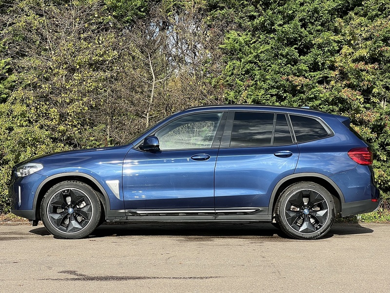 BMW iX3 80kWh Premier Edition SUV 5dr Electric Auto (286 ps) - U10537
