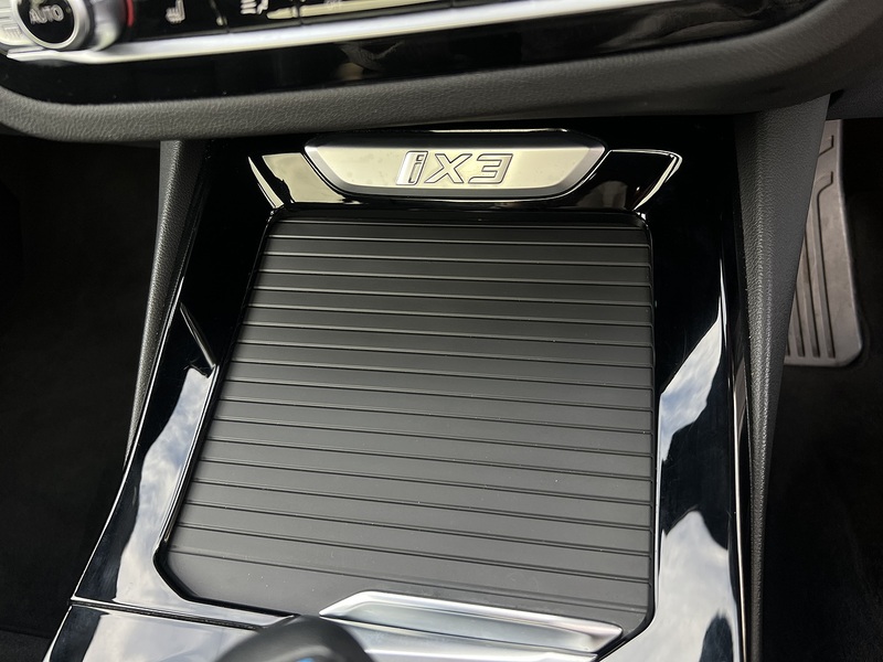 BMW iX3 80kWh Premier Edition SUV 5dr Electric Auto (286 ps) - U10537