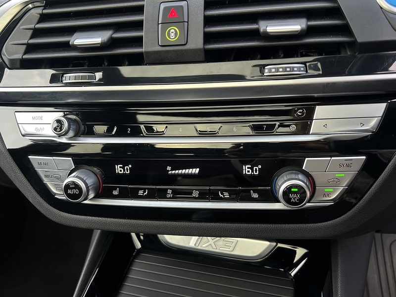 BMW iX3 80kWh Premier Edition SUV 5dr Electric Auto (286 ps) - U10537