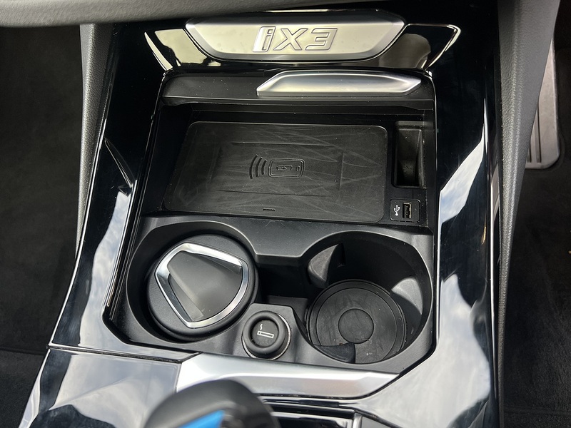 BMW iX3 80kWh Premier Edition SUV 5dr Electric Auto (286 ps) - U10537