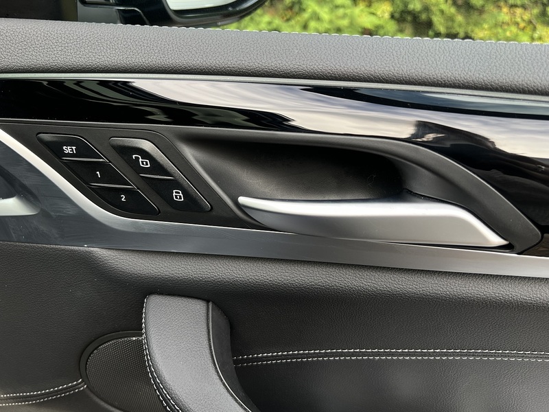 BMW iX3 80kWh Premier Edition SUV 5dr Electric Auto (286 ps) - U10537