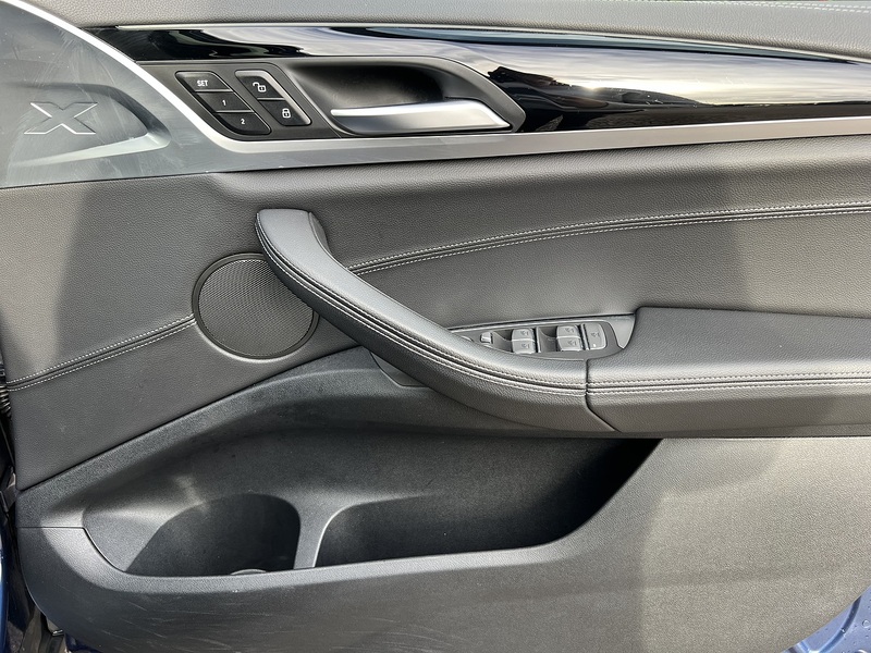 BMW iX3 80kWh Premier Edition SUV 5dr Electric Auto (286 ps) - U10537