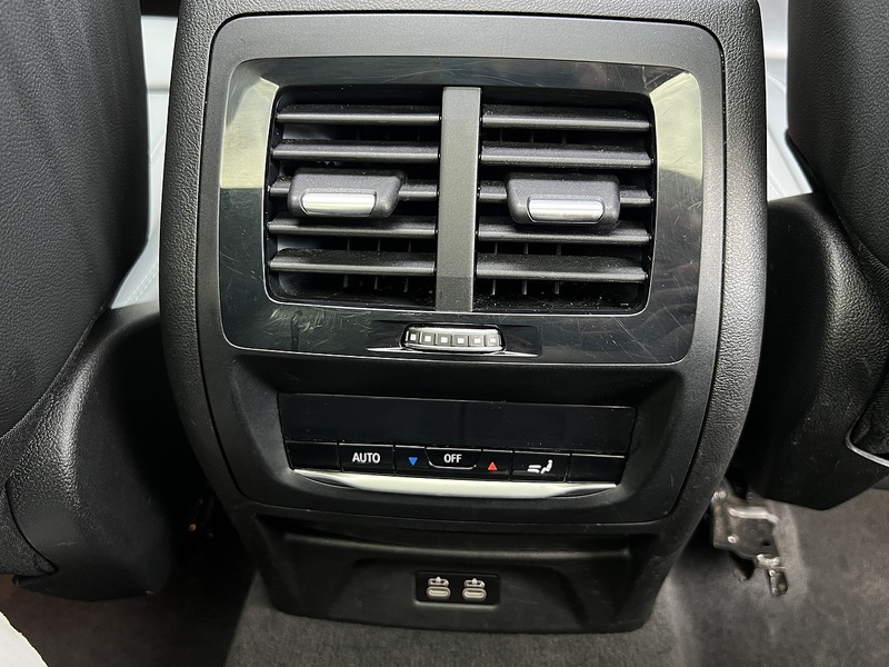 BMW iX3 80kWh Premier Edition SUV 5dr Electric Auto (286 ps) - U10537