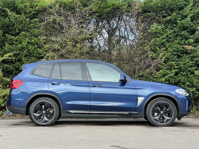 BMW iX3 80kWh Premier Edition SUV 5dr Electric Auto (286 ps) - U10537