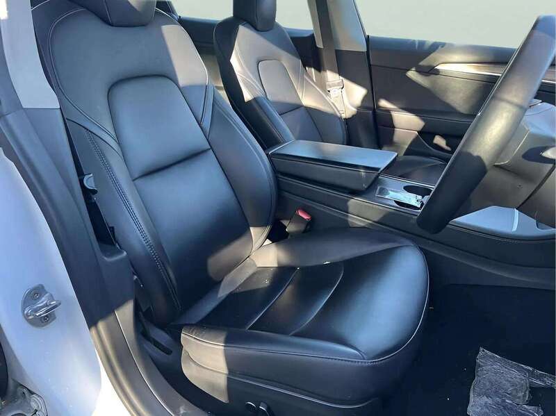 Tesla Model 3 (Dual Motor) Long Range Saloon 4dr Electric Auto 4WDE (346 ps) - U10550