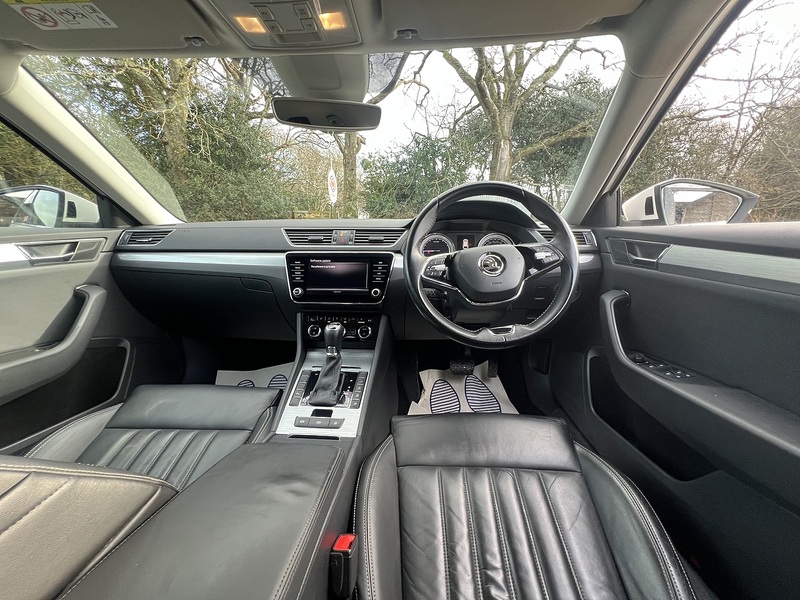 Skoda Superb 1.4 TSI iV 13kWh SE Technology Estate 5dr Petrol Plug-in Hybrid DSG Euro 6 (s/s) (218 ps) - U10564