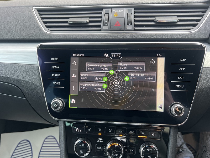 Skoda Superb 1.4 TSI iV 13kWh SE Technology Estate 5dr Petrol Plug-in Hybrid DSG Euro 6 (s/s) (218 ps) - U10564