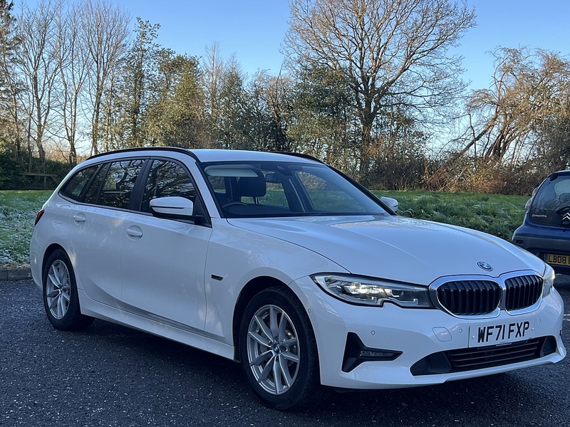 BMW 3 Series 2.0 330e 12kWh SE Pro Touring 5dr Petrol Plug-in Hybrid Auto Euro 6 (s/s) (292 ps) - U10580