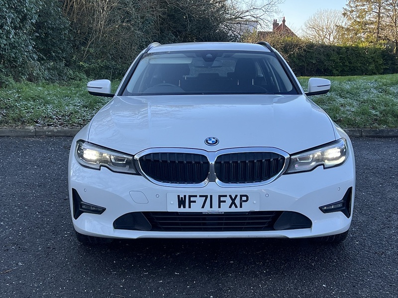 BMW 3 Series 2.0 330e 12kWh SE Pro Touring 5dr Petrol Plug-in Hybrid Auto Euro 6 (s/s) (292 ps) - U10580