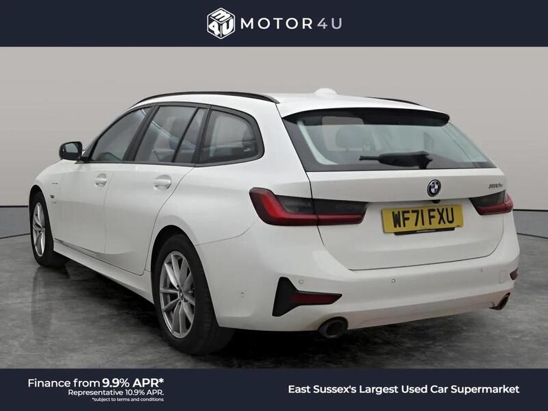 BMW 3 Series 2.0 330e 12kWh SE Pro Touring 5dr Petrol Plug-in Hybrid Auto Euro 6 (s/s) (292 ps) - U10581