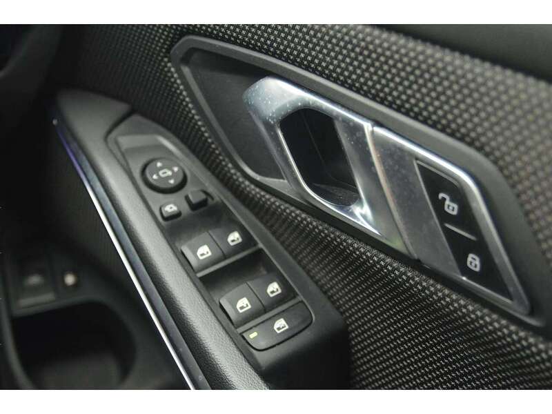 BMW 3 Series 2.0 330e 12kWh SE Pro Touring 5dr Petrol Plug-in Hybrid Auto Euro 6 (s/s) (292 ps) - U10581