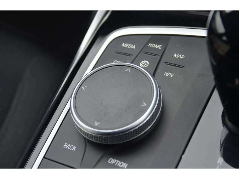 BMW 3 Series 2.0 330e 12kWh SE Pro Touring 5dr Petrol Plug-in Hybrid Auto Euro 6 (s/s) (292 ps) - U10581