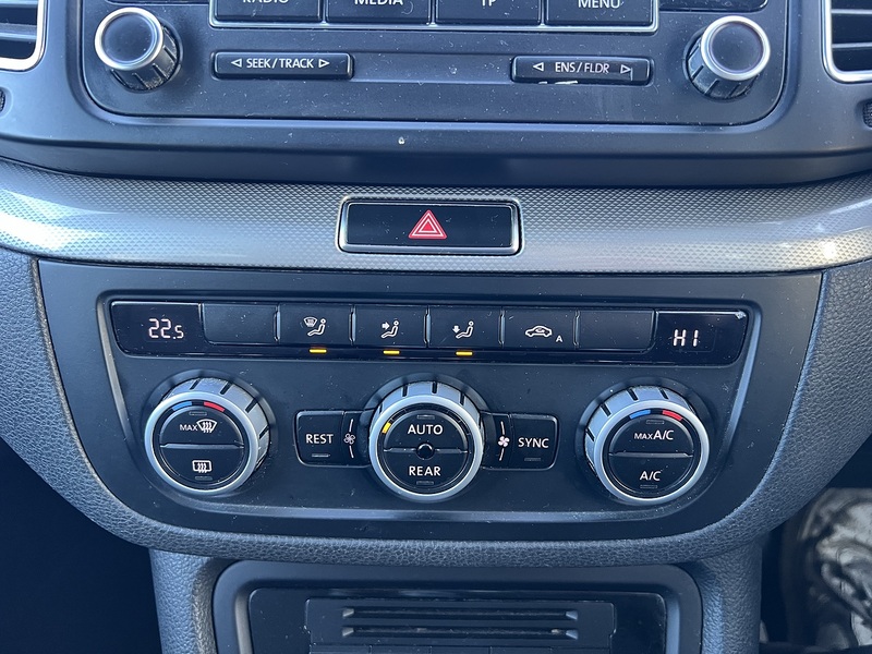 Volkswagen Sharan 2.0 TDI BlueMotion Tech SE MPV 5dr Diesel DSG Euro 5 (s/s) (140 ps) MPV Automatic Diesel | TRADE - U10588