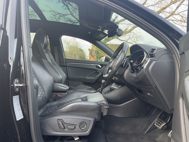 Audi RS Q3 2.5 TFSI Vorsprung SUV 5dr Petrol S Tronic quattro Euro 6 (s/s) (400 ps) - U10594