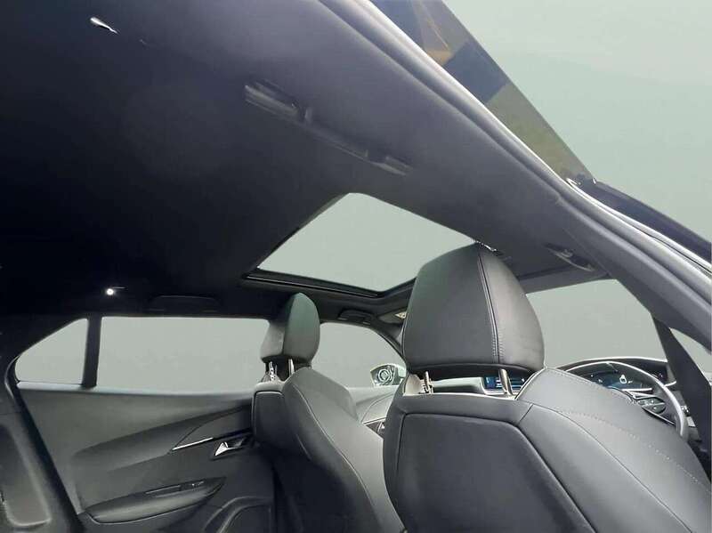 Peugeot E-2008 50kWh GT SUV 5dr Electric Auto (136 ps) - U10597