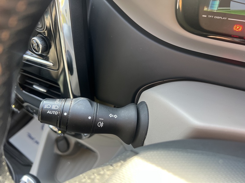 Renault Zoe 22kWh Dynamique Nav Hatchback 5dr Electric Auto (Battery Lease) (88 bhp) - U10603