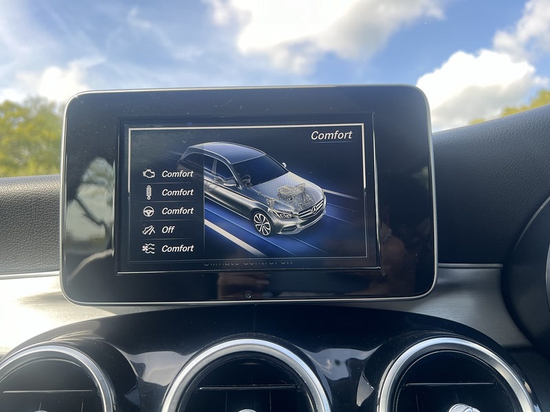 Mercedes-Benz C Class 2.0 C350e 6.4kWh Sport Estate 5dr Petrol Plug-in Hybrid G-Tronic+ Euro 6 (s/s) (293 ps) - U10613