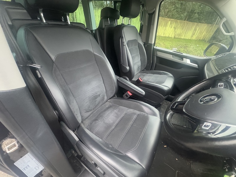 Volkswagen Caravelle 2.0 BiTDI BlueMotion Tech SE MPV 5dr Diesel DSG Euro 6 (s/s) (204 ps) MPV Automatic Diesel | 8K - U10616