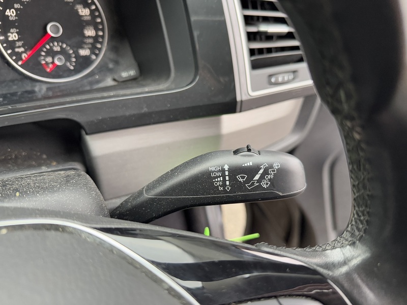 Volkswagen Caravelle 2.0 BiTDI BlueMotion Tech SE MPV 5dr Diesel DSG Euro 6 (s/s) (204 ps) MPV Automatic Diesel | 8K - U10616