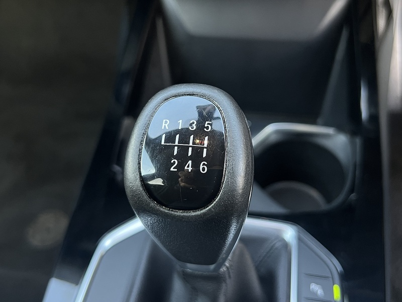 BMW 2 Series Gran Coupe 1.5 218i Sport (LCP) Saloon 4dr Petrol Manual Euro 6 (s/s) (136 ps) - U10622