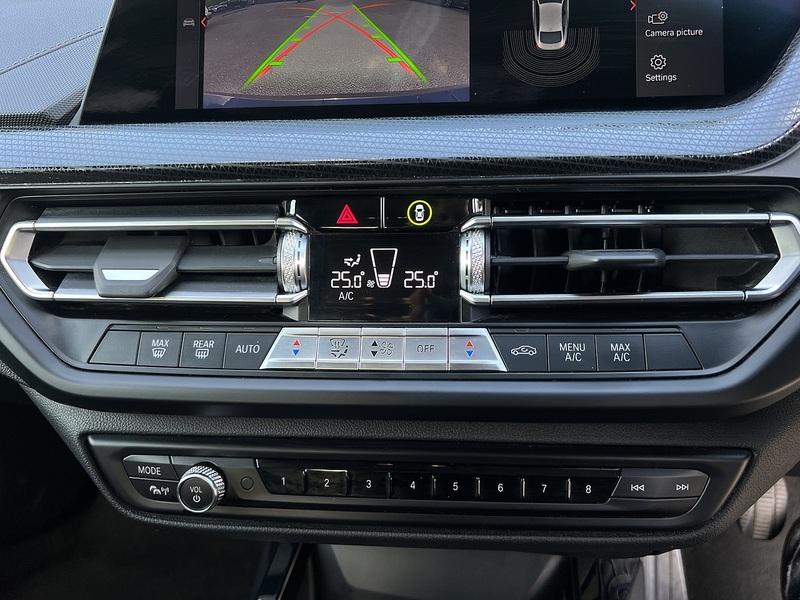 BMW 2 Series Gran Coupe 1.5 218i Sport (LCP) Saloon 4dr Petrol Manual Euro 6 (s/s) (136 ps) - U10622