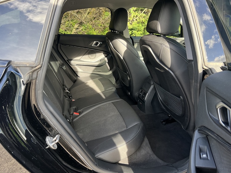 BMW 2 Series Gran Coupe 1.5 218i Sport (LCP) Saloon 4dr Petrol Manual Euro 6 (s/s) (136 ps) - U10622