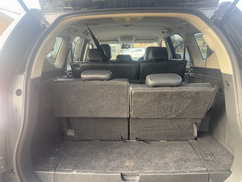 Mitsubishi Shogun Sport 2.4D 4 SUV 5dr Diesel Auto 4WD Euro 6 (181 ps) SUV Automatic Diesel - U10624