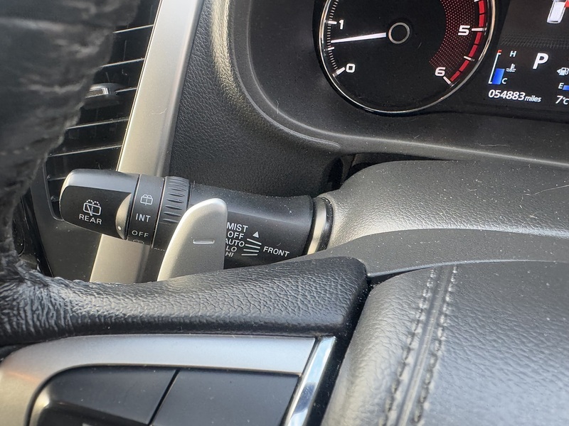 Mitsubishi Shogun Sport 2.4D 4 SUV 5dr Diesel Auto 4WD Euro 6 (181 ps) SUV Automatic Diesel - U10624