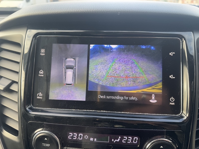 Mitsubishi Shogun Sport 2.4D 4 SUV 5dr Diesel Auto 4WD Euro 6 (181 ps) SUV Automatic Diesel - U10624