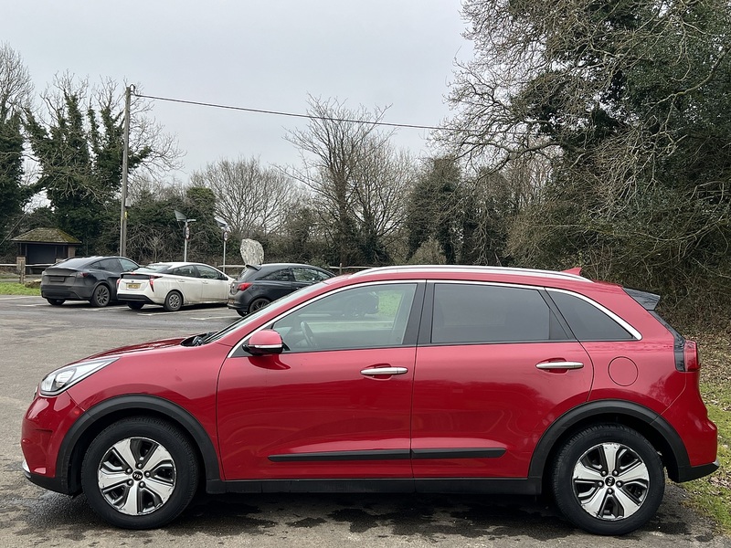 Kia Niro 1.6h GDi 2 SUV 5dr Petrol Hybrid DCT Euro 6 (s/s) (139 bhp) SUV Automatic Petrol Hybrid - U10627