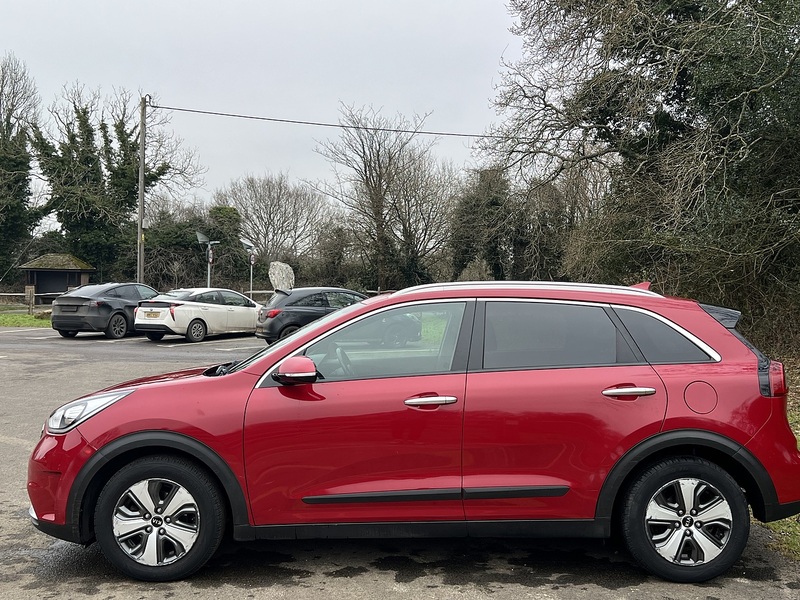 Kia Niro 1.6h GDi 2 SUV 5dr Petrol Hybrid DCT Euro 6 (s/s) (139 bhp) SUV Automatic Petrol Hybrid - U10627