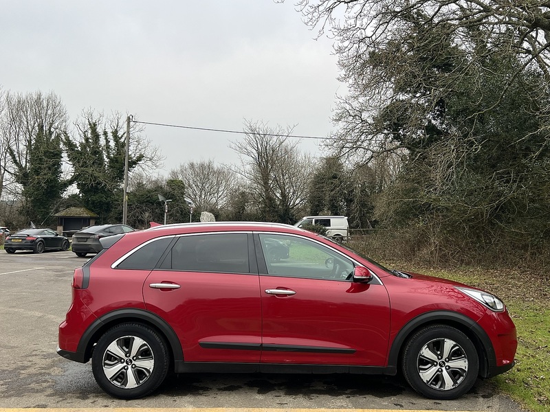 Kia Niro 1.6h GDi 2 SUV 5dr Petrol Hybrid DCT Euro 6 (s/s) (139 bhp) SUV Automatic Petrol Hybrid - U10627