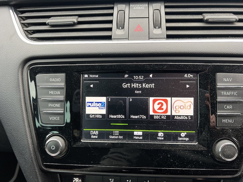 Skoda Octavia 2.0 TDI Scout Estate 5dr Diesel Manual 4WD Euro 6 (s/s) (150 ps) - U10636