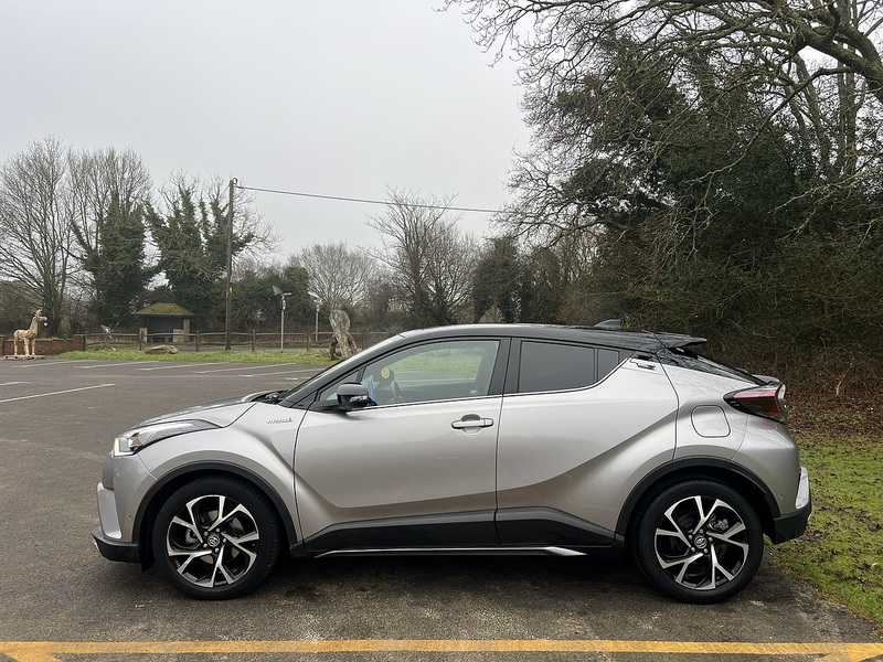 Toyota C-HR 1.8 VVT-h Dynamic SUV 5dr Petrol Hybrid CVT Euro 6 (s/s) (122 ps) - U10640