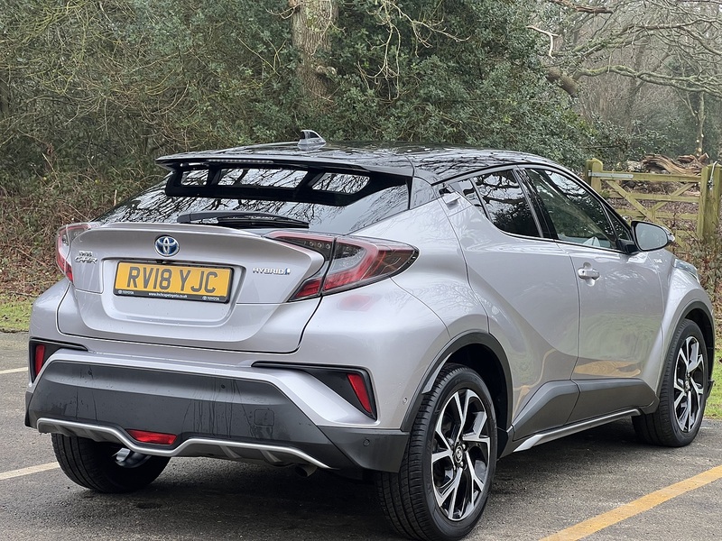 Toyota C-HR 1.8 VVT-h Dynamic SUV 5dr Petrol Hybrid CVT Euro 6 (s/s) (122 ps) - U10640