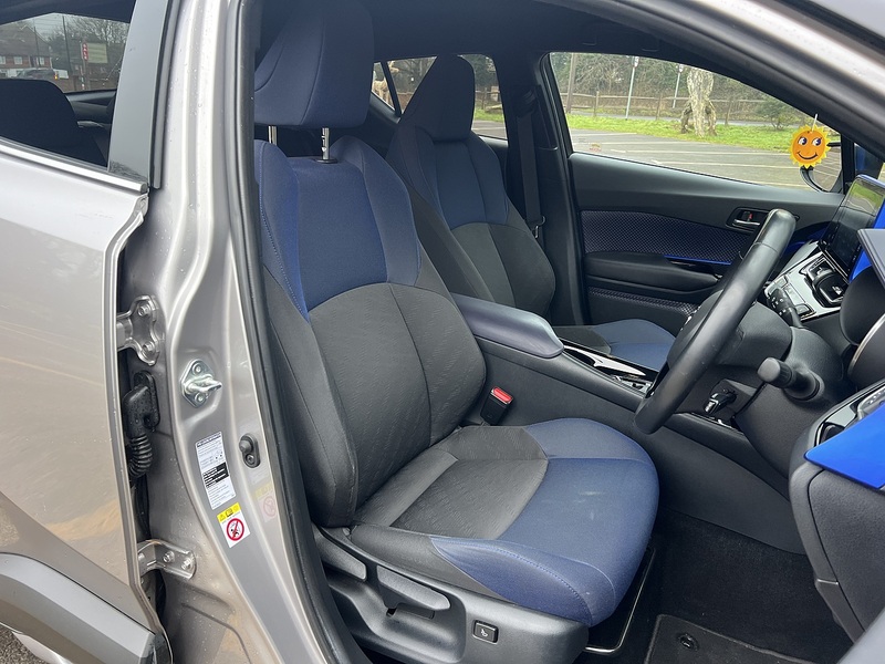 Toyota C-HR 1.8 VVT-h Dynamic SUV 5dr Petrol Hybrid CVT Euro 6 (s/s) (122 ps) - U10640