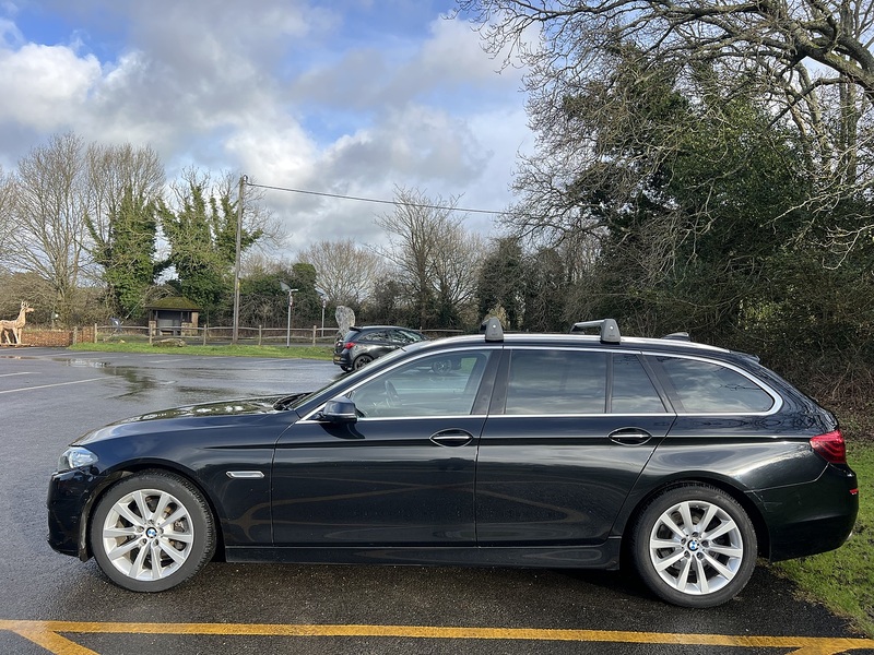 BMW 5 Series 2.0 520d Luxury Touring 5dr Diesel Auto Euro 6 (s/s) (190 ps) - U10654